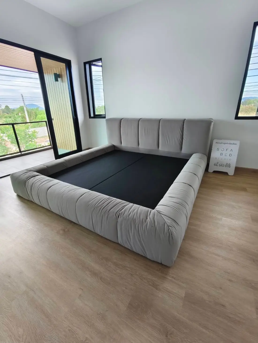 ผลงานเตียงทรงขนมปัง Sofa Bed Studio