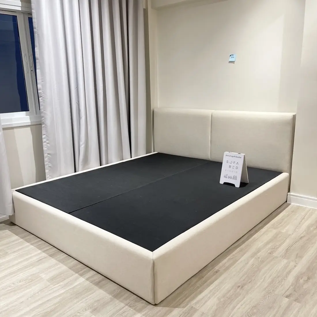 ผลงานหัวเตียงพาแนลคู่ Sofa Bed Studio