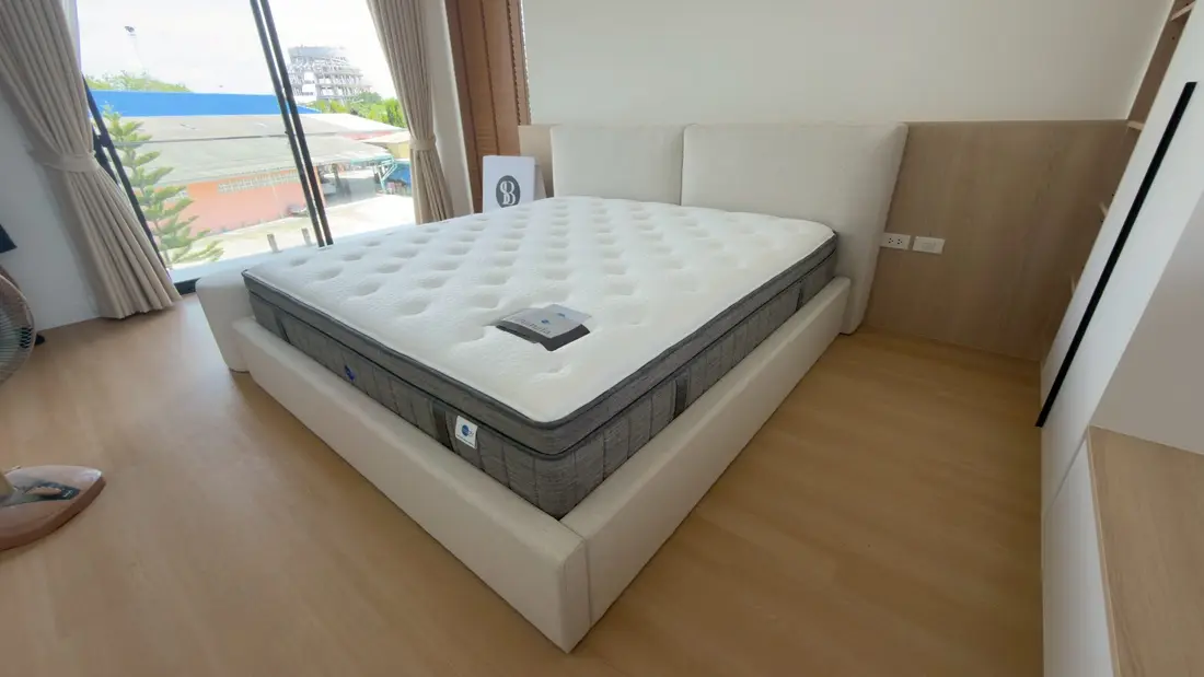 ผลงานหัวเตียงสี่เหลี่ยมคู่ Sofa Bed Studio