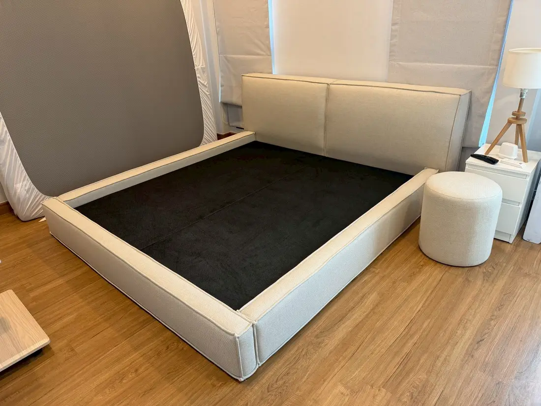 ผลงานหัวเตียงสี่เหลี่ยมคู่ Sofa Bed Studio