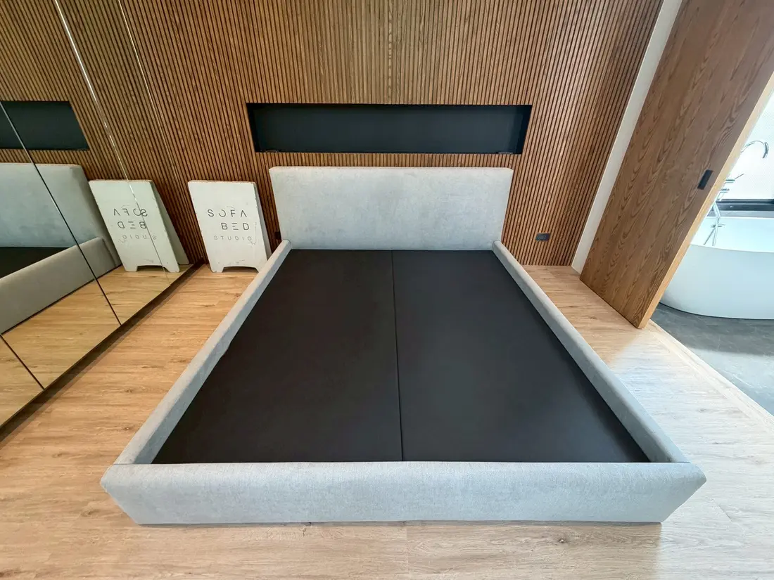 ผลงานหัวเตียงพาแนลเรียบ Sofa Bed Studio