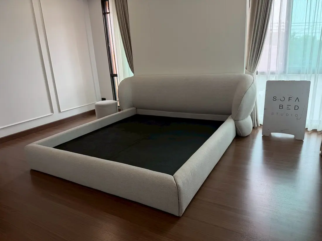 ผลงานเตียงหัวปีกนก Wingback Sofa Bed Studio