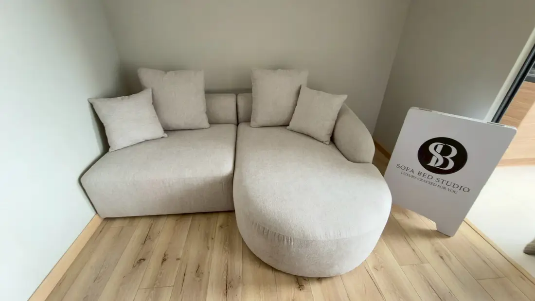 ผลงานโซฟาทรงโค้ง Sofa Bed Studio