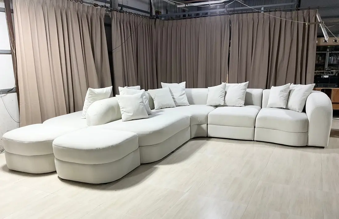 ผลงานโซฟาทรงโค้ง Sofa Bed Studio