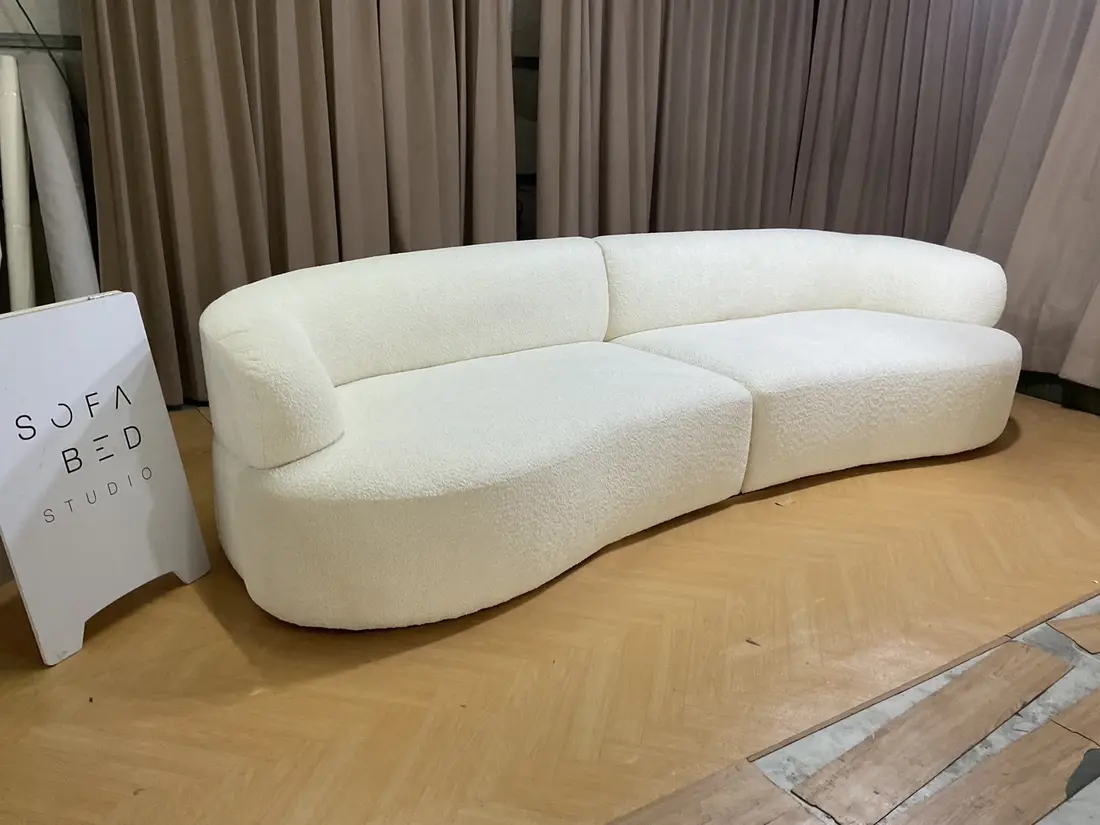 ผลงานโซฟาทรงโค้ง Sofa Bed Studio