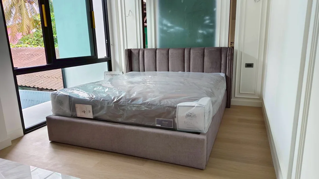 Luxury Bed completed by Sofa Bed Studio, image 9