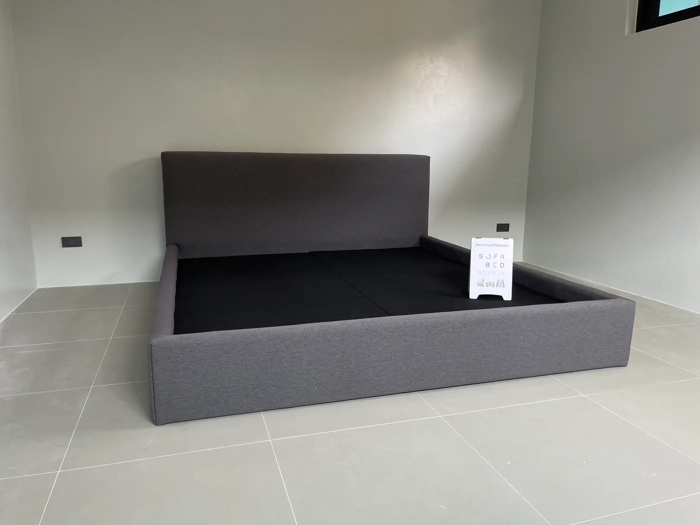 หัวเตียงพาแนลเรียบ ผลงานสั่งทำจริงโดย Sofa Bed Studio · SP-069